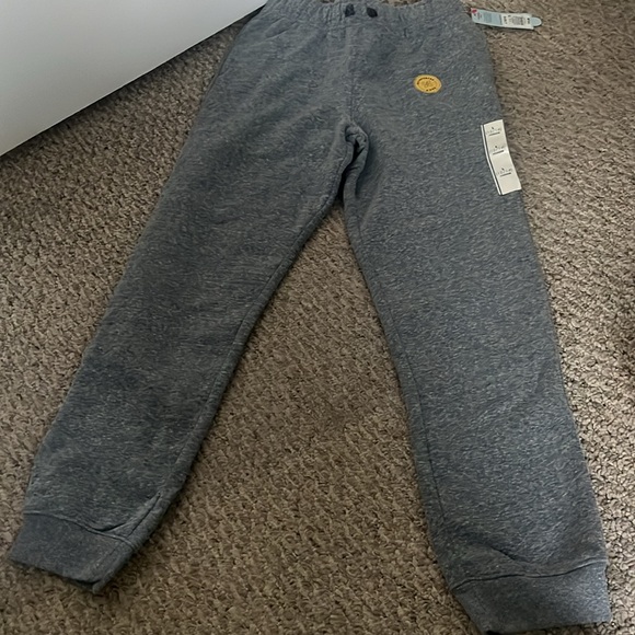 Hoodie & Sweatpants Outfit - Picture 6 of 8